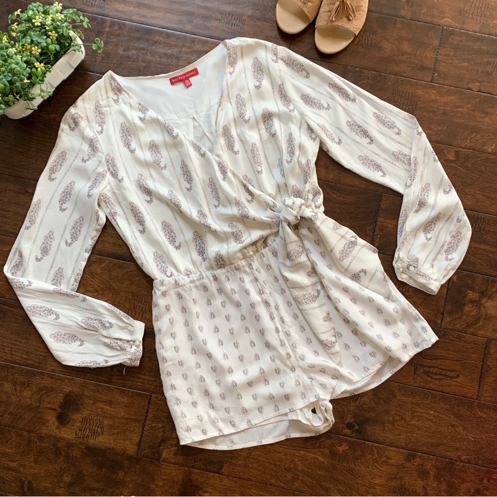 Saks‎ Fifth Avenue Paisley Romper NEW Size Large